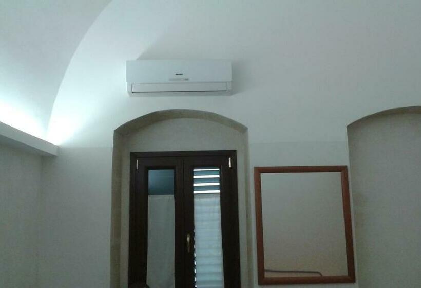 Номер Стандарт Трехместный, B&b La Volta