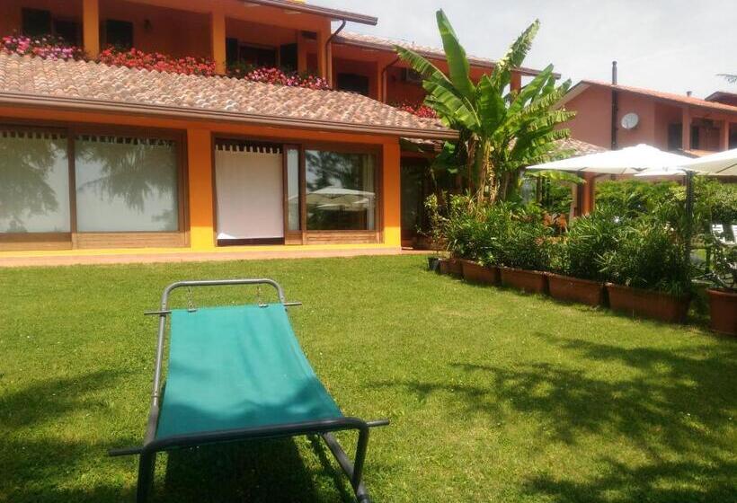 غرفة قياسية مزوَّدة بتراس, Agriturismo La Quiete