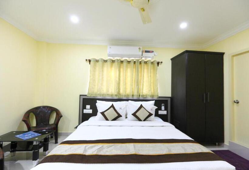 Трехместный Номер Deluxe, Salbala Inn   Near Airport