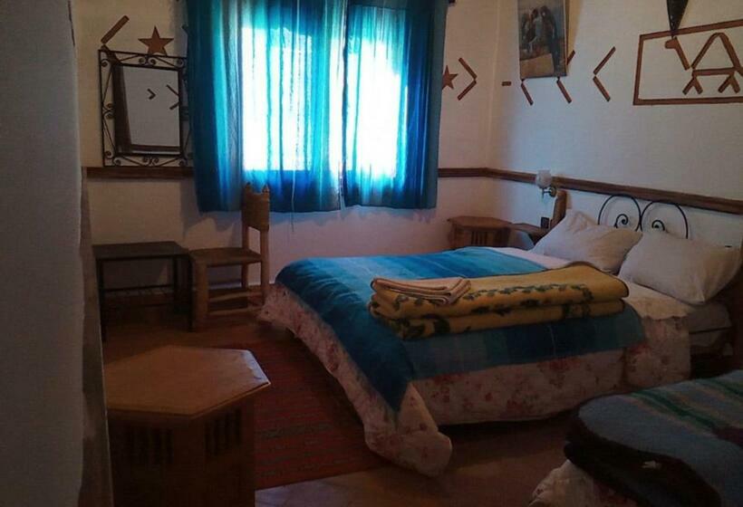 غرفة قياسية ثلاثية ذات اطلالة, Auberge Des Peupliers Café Restaurant