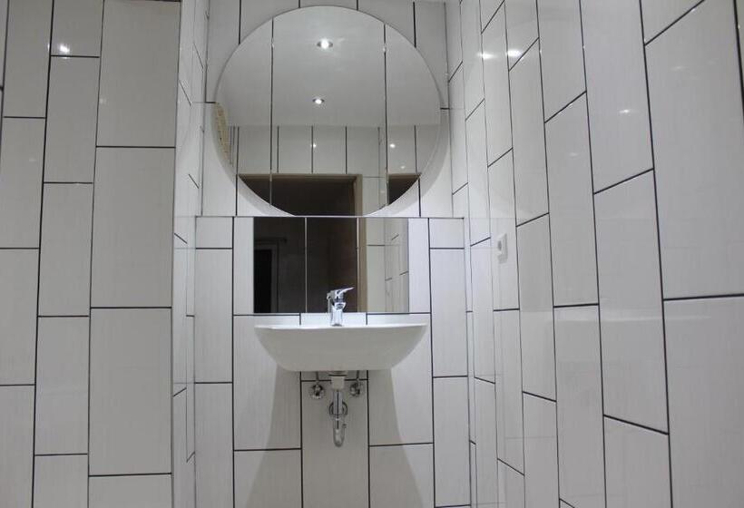 适合残疾人使用的标准间, Gästehaus Mama