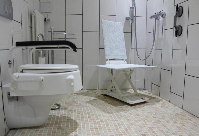 适合残疾人使用的标准间, Gästehaus Mama