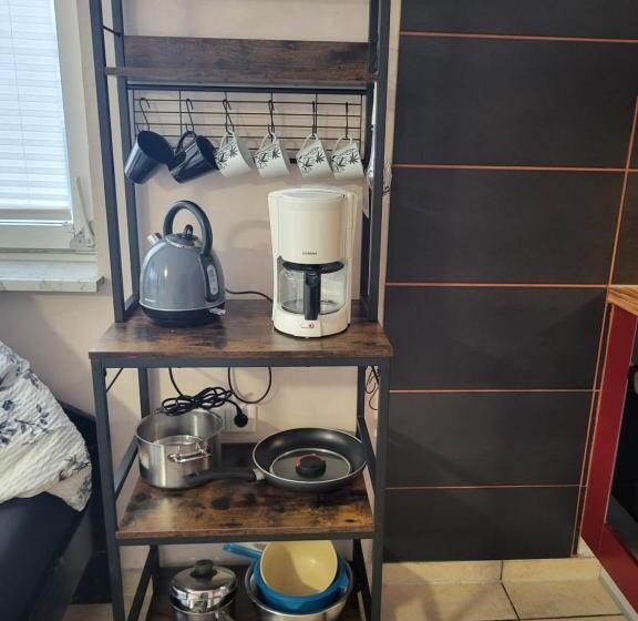 带1个卧室的带阳台的公寓, Gästehaus Mama