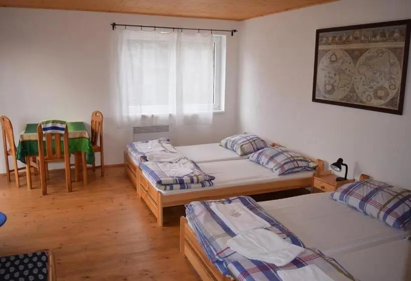 スタンダード４人部屋, Penzion Slunečno