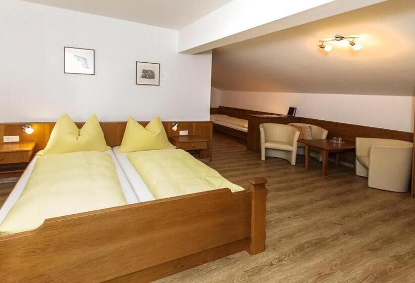 اتاق استاندارد چهار تخته, Pension Christophorus