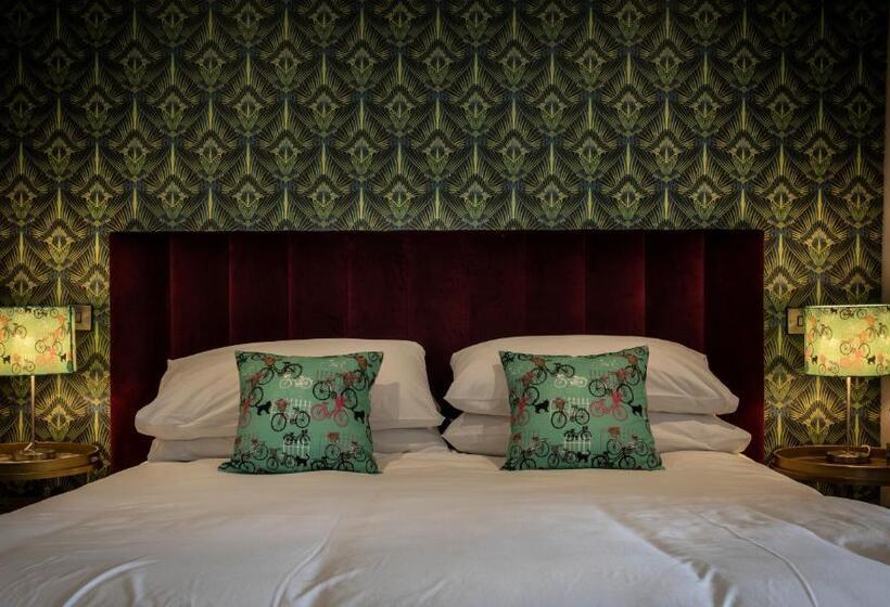 חדר דחוקס עם מיטת קינג, Broomhill Estate Boutique Art