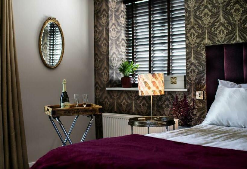 חדר דחוקס עם מיטת קינג, Broomhill Estate Boutique Art