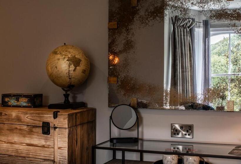 חדר דחוקס עם מיטת קינג, Broomhill Estate Boutique Art