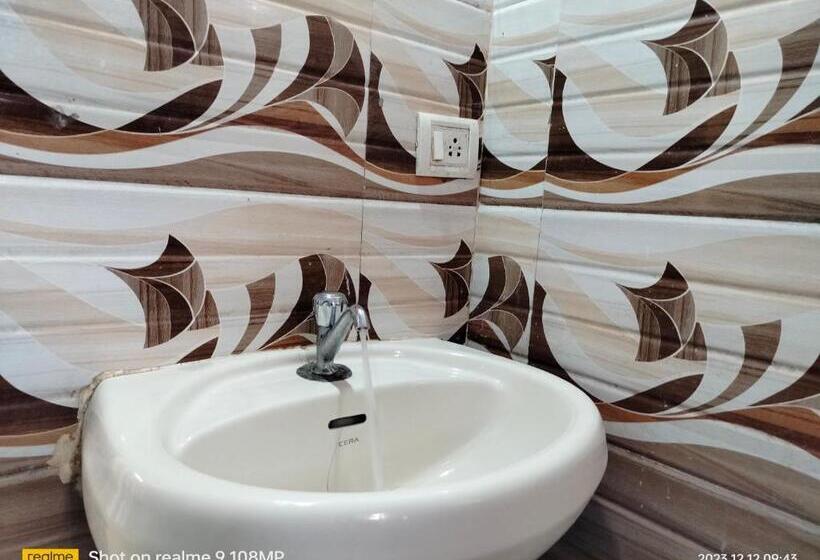 스탠다드 룸 킹사이즈 침대, Calangute Suites