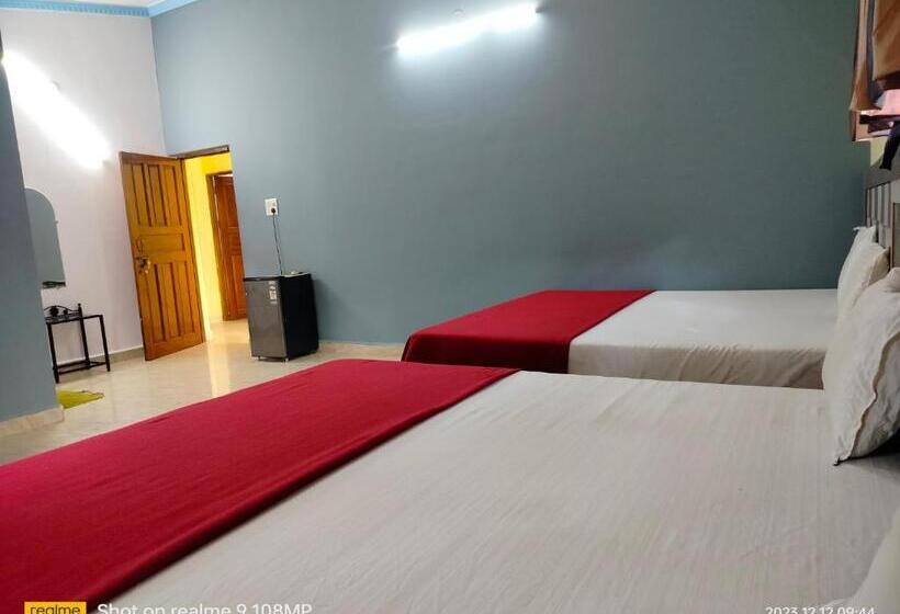 스탠다드 룸 킹사이즈 침대, Calangute Suites