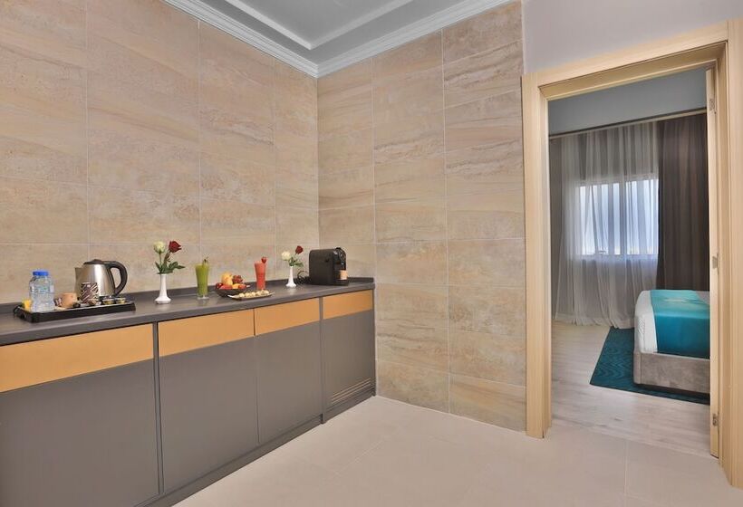 جناح إدارى, Paradise Elite Hotel Tahlia