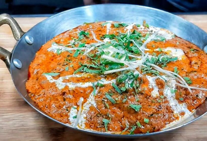 חדר דלוקס, Syal Inn