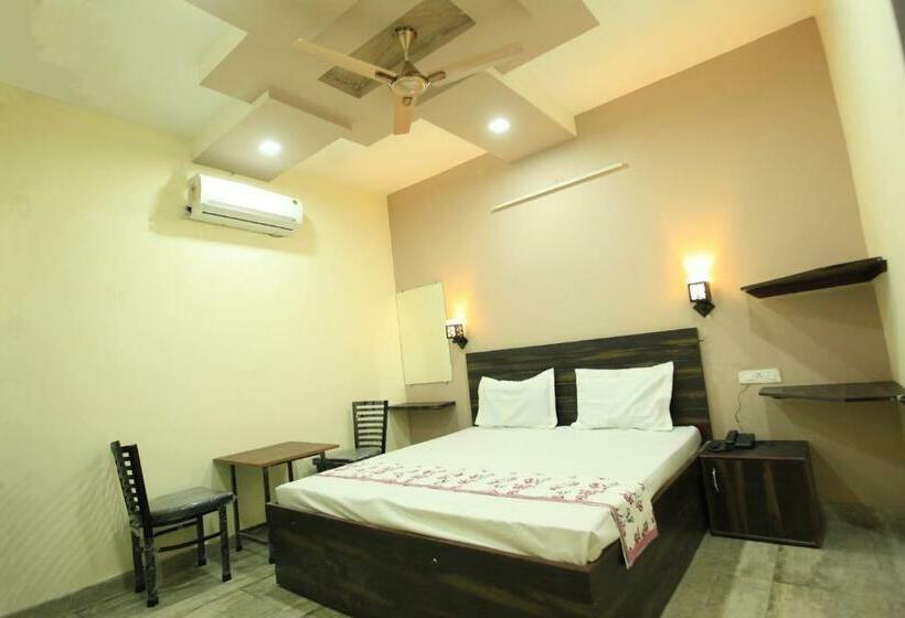 חדר דלוקס, Syal Inn