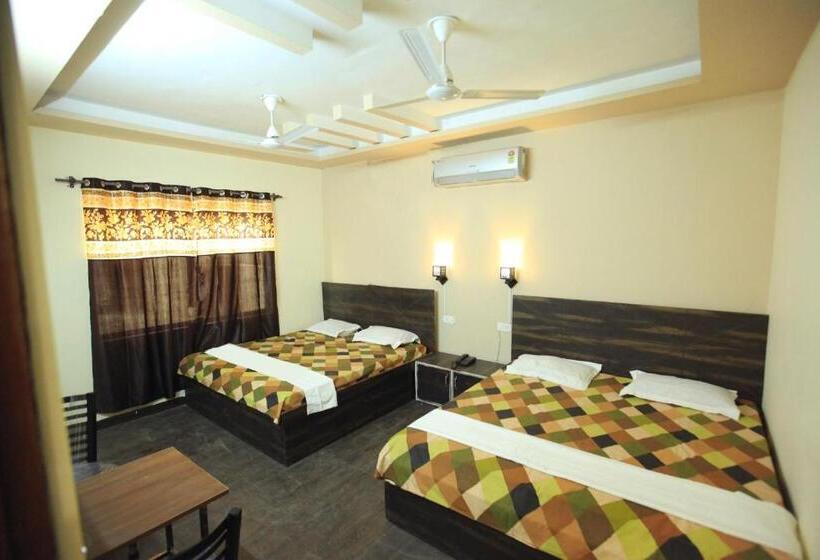 חדר משפחתי, Syal Inn