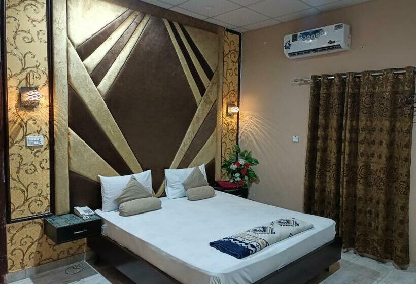 اتاق لوکس یک تخته, Taj Palace Multan