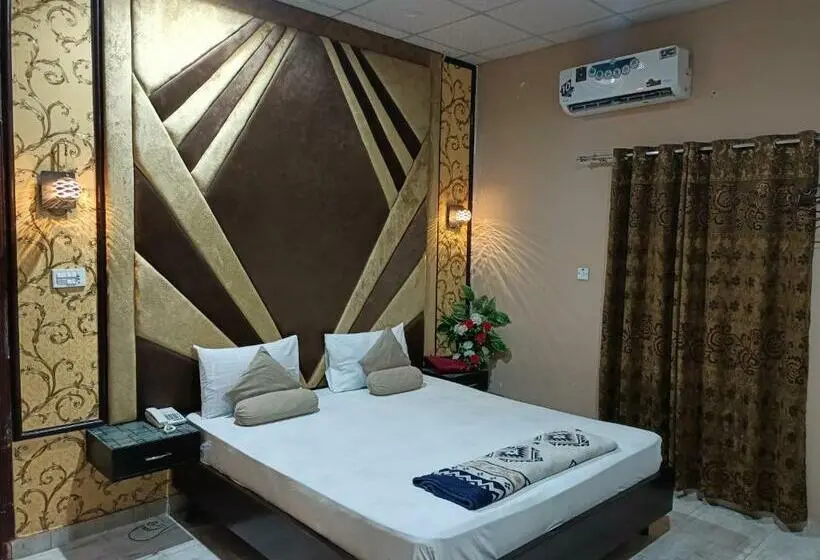 اتاق لوکس یک تخته, Taj Palace Multan