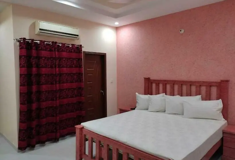اتاق لوکس یک تخته, Taj Palace Multan