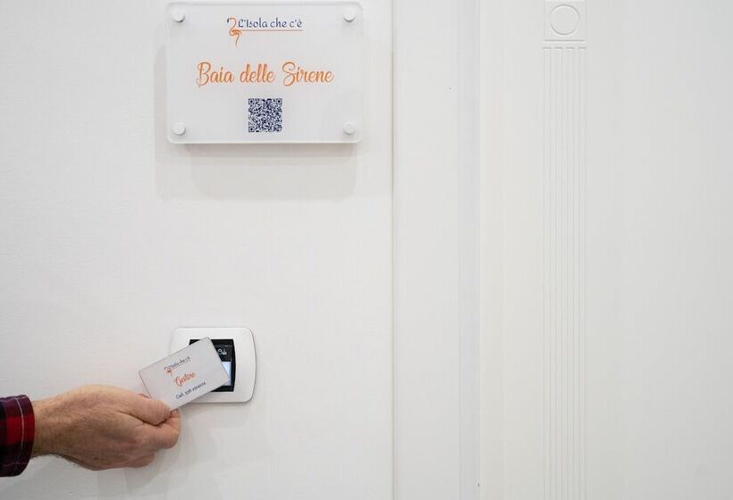 豪华三人间, L Isola Che C è