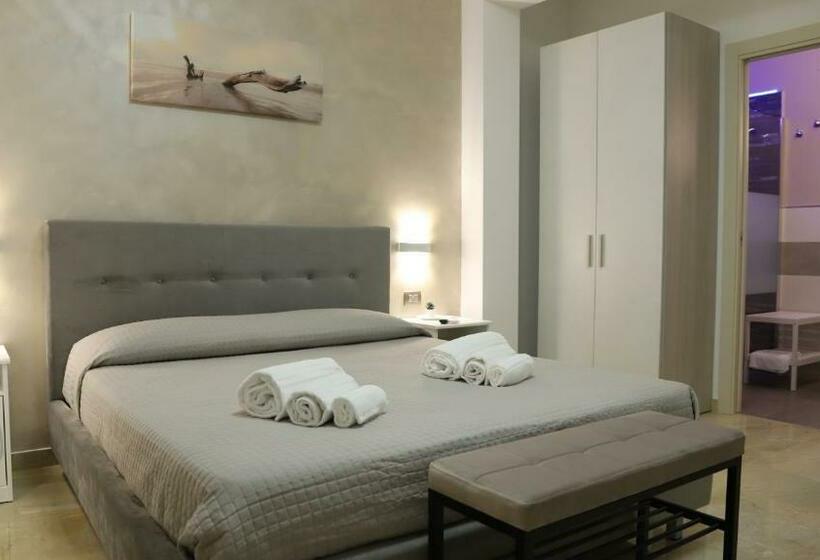 标准间带阳台, Avola My House B&b