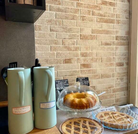 اتاق استاندارد سه نفره, B&b Monteverdi L'arancio