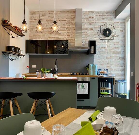 اتاق استاندارد, B&b Monteverdi L'arancio