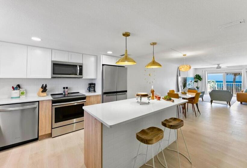 Apartamento 1 Dormitório com Sacada, Cocoa Beach Towers