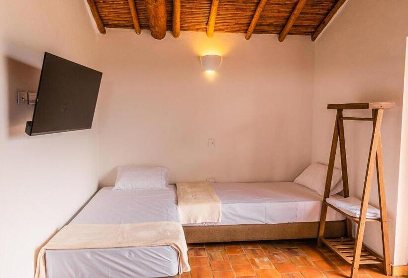 家庭间, Casa Guatí