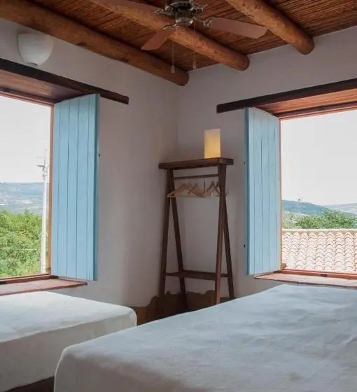 デラックストリプルルーム, Casa Guatí
