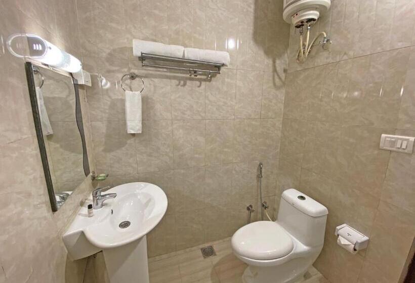 家庭套房, Nirvana Palace Rishikesh