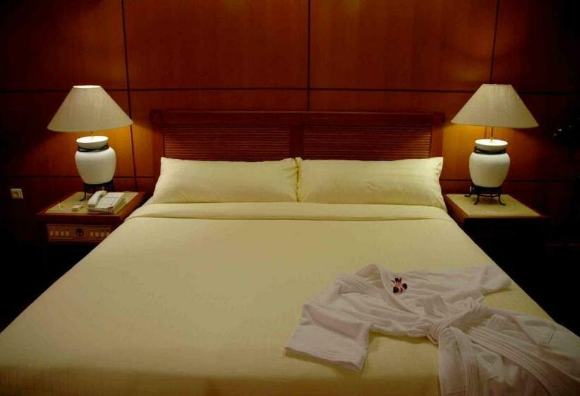 이그제큐티브 스위트, Royal Senyiur