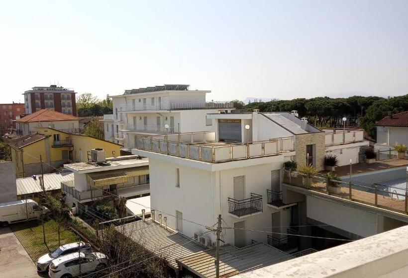 스탠다드 트리플 발코니 룸, Venezia Beach