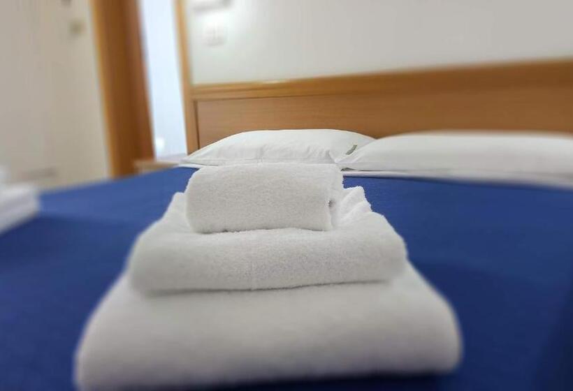 발코니가 있는 4인용 스탠다드 룸, Venezia Beach