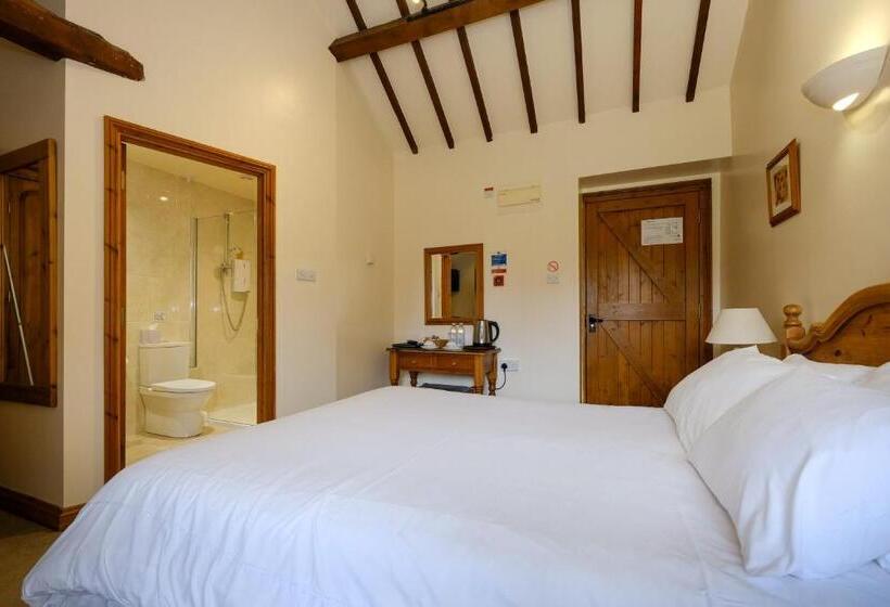 Номер Стандарт, Church Farm Lodge