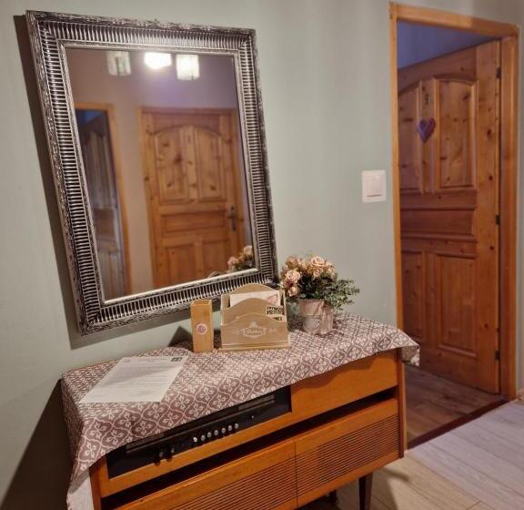 带4个卧室的公寓, Penzión U Koníka