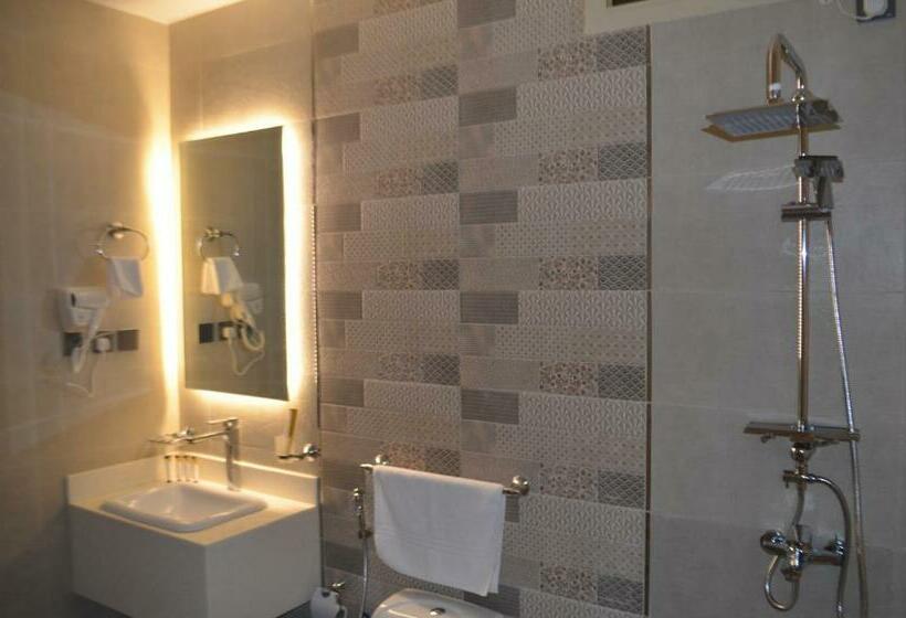 Deluxe Studio, هوم للأجنحة الفندقية