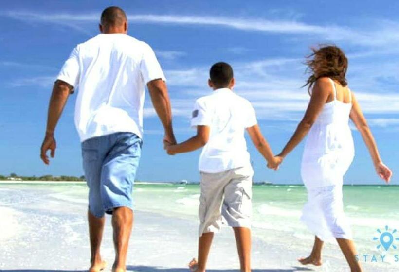 خانه 1 خوابه, Hot Tub & Rooftop Pool  Near Beach
