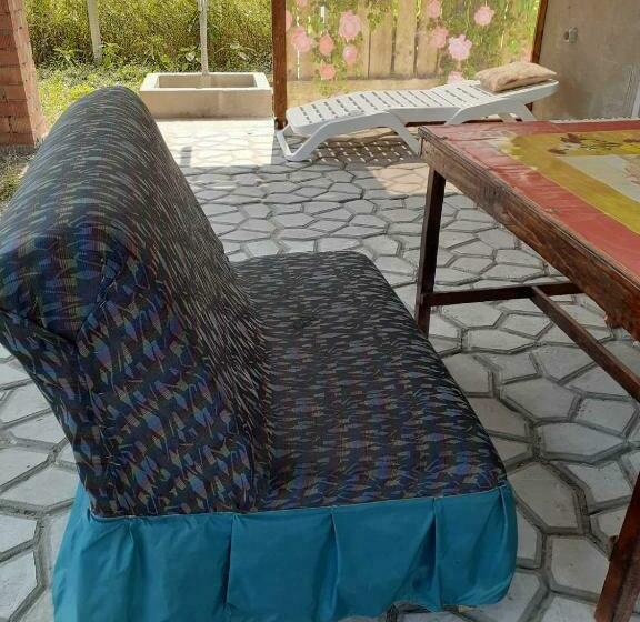 اتاق استاندارد سه نفره, гостевой дом уют