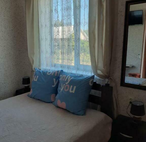 اتاق استاندارد سه نفره, гостевой дом уют