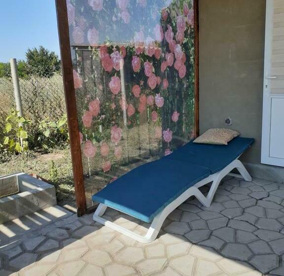 اتاق استاندارد سه نفره, гостевой дом уют