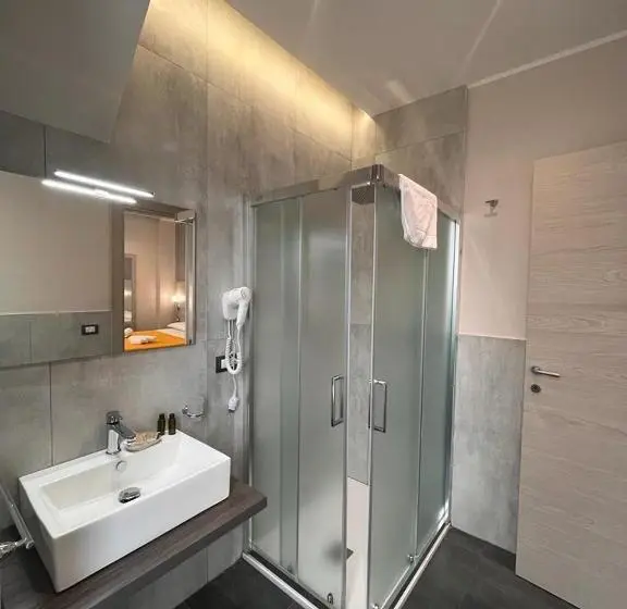 اتاق لوکس با چشم‌انداز دریا, B&b Margherita