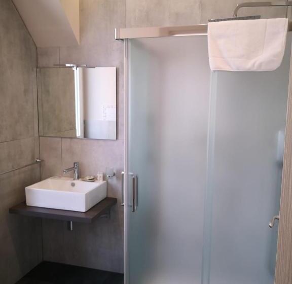 غرفة ديلوكس مطلّة علي البحر, B&b Margherita