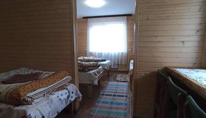 Standard Quadruple Room, садиба у василя