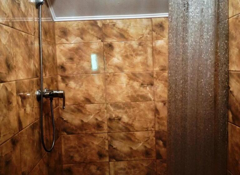 Economy Kamer, садиба у василя