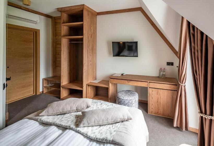 标准间, фетрбуш