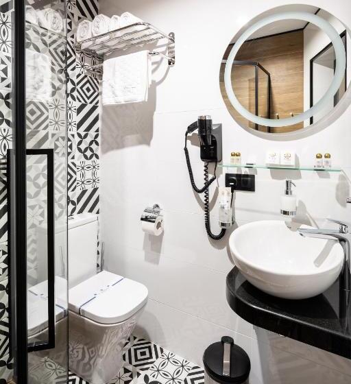 标准间, фетрбуш