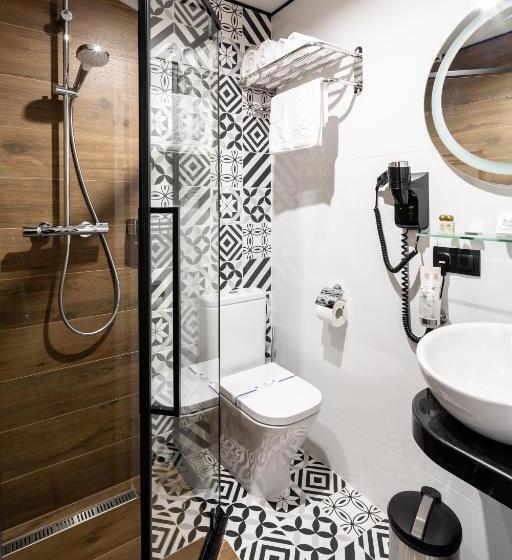 标准间, фетрбуш