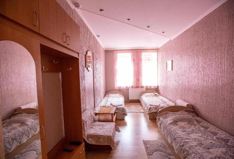 اتاق استاندارد سه نفره, оазис