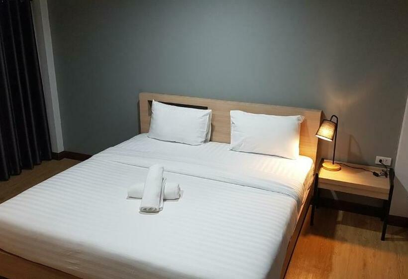 اتاق لوکس, บ้านเลขที่ 3