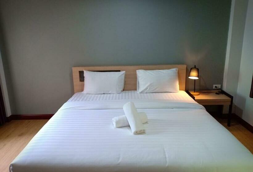 اتاق لوکس, บ้านเลขที่ 3