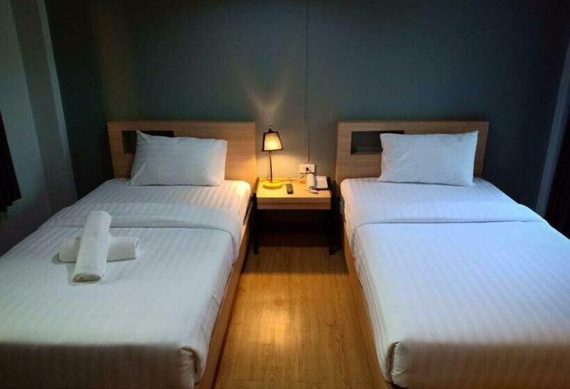 اتاق لوکس, บ้านเลขที่ 3